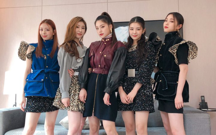 ITZY Menonjol Berada Di Amerika Berakhir Dikonfirmasi Bakal Comeback, Syuting MV? ITZY Menonjol Berada Di Amerika Berakhir Dikonfirmasi Bakal Comeback, Syuting MV?