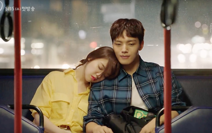 Semacam Sikap Romantis Yeo Jin Goo Berakhir Kecup Minah Girls Day di Lokasi Syuting Drama