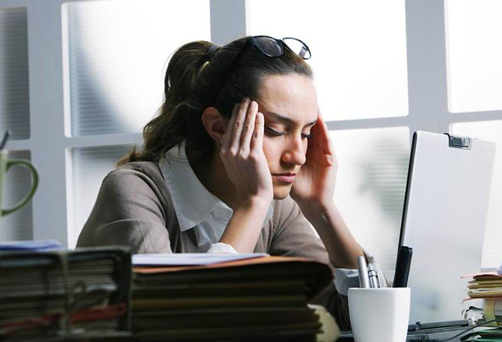 Kendalikan Stres Jika Sering Lembur