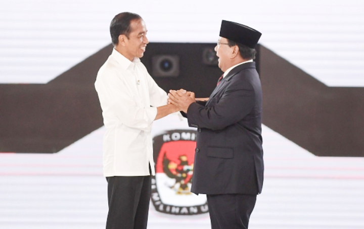 Viral Jokowi dan Prabowo 'Foto Bersama', Warganet Seketika Adem
