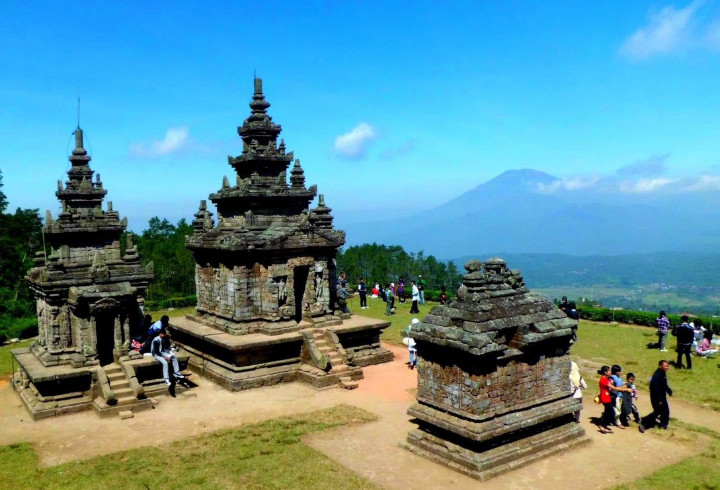 Candi Gedong Songo, Wisata Sejarah di Semarang yang Indah dan Menyegarkan