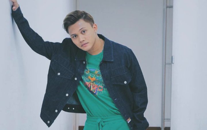 Rizky Febian Cerita Kena Hipnotis Sampai Nyaris Dibendung Gara-Gara Belanja Rp91 Juta Rizky Febian Cerita Kena Hipnotis Sampai Nyaris Dibendung Gara-Gara Belanja Rp91 Juta