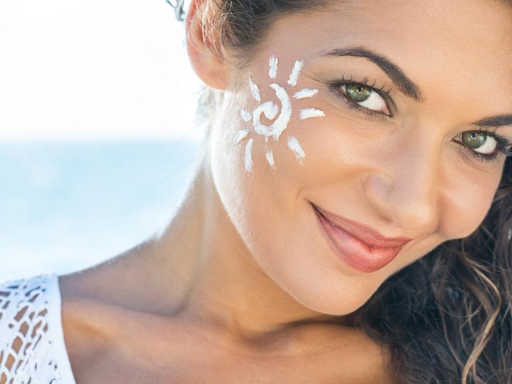 Melupakan Pemakaian Sunscreen Malah Bakal Menimbulkan Jerawat