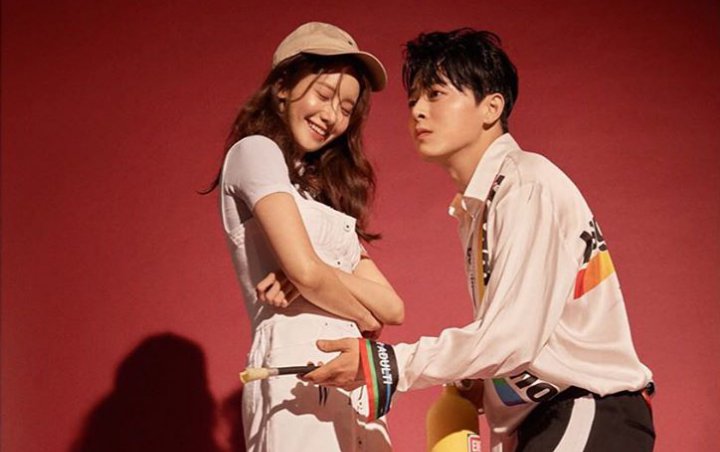 Jadi Duo Kocak Bareng Jo Jung Suk di Pemotretan, Sosok yang Dipeluk Yoona Curi Perhatian