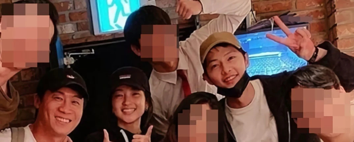 Beredar Foto Song Joong Ki Ceria Kumpul Bareng Kim Tae Ri dkk Usai Gugat Cerai Song Hye Kyo