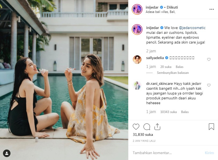 Foto Seksi Jessica Iskandar Ini Jadi Bahan Gosip Netter Gara-Gara Punggung \'Meleleh\'