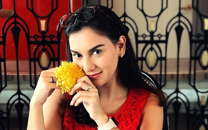 Penampilan Irish Bella Hamil Anak Kembar Dipuji Tetap Cantik Meski Gemukan Berdaster