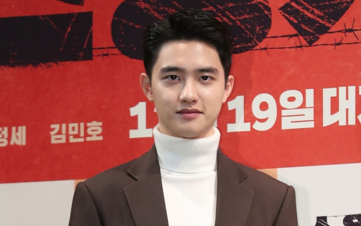 Beredar Foto Ganteng D.O. EXO Bareng Teman-Teman Tentara, Posisi di Militer Terungkap