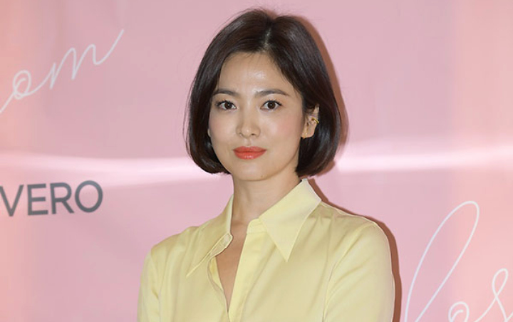 Song Hye Kyo Tampil Seksi Hadiri Acara Brand Perhiasan di Monaco, Netter Kasih Komentar Pelbagai