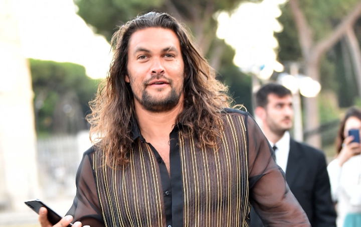 Jason Momoa 'Aquaman' Bikin Kaget Gara-Gara Pamer Perut Buncit