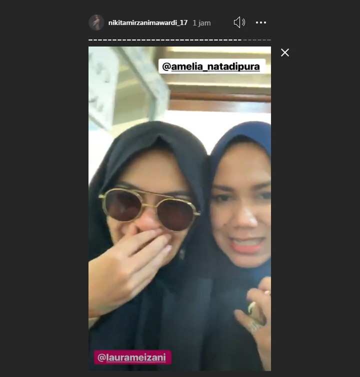 Nikita Mirzani Tampil Syari Antar Putrinya ke Sekolah Islam, Didoakan Sahabat Kembali Berhijab