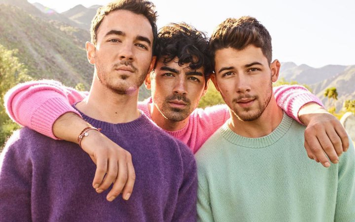 Jonas Brothers Ikut Age Challenge, Bikin Kaget Karena Masih Kelihatan Ganteng