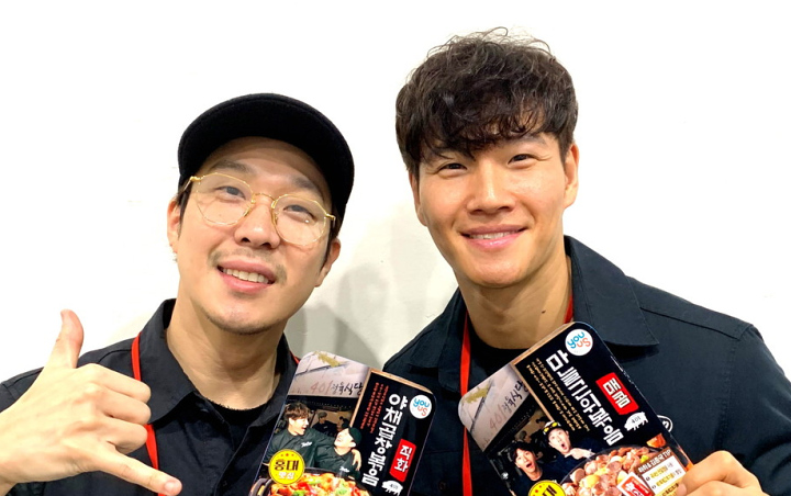 Lucunya Kim Jong Kook Peringatkan Putri HaHa yang Baru Lahir Soal Pacar