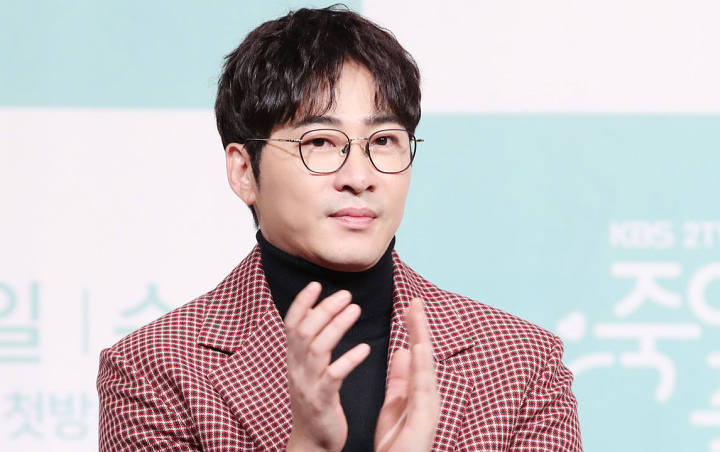 Korban Pemerkosaan Kang Ji Hwan Berat, Akui Menderita Diancam Agensi dan Dihina Internet Korban Pemerkosaan Kang Ji Hwan Berat, Akui Menderita Diancam Agensi dan Dihina Internet