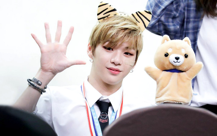 Pre Order Album Solo Kang Daniel 'Color On Me' Sukses Puncaki Chart Berbagai Situs Online