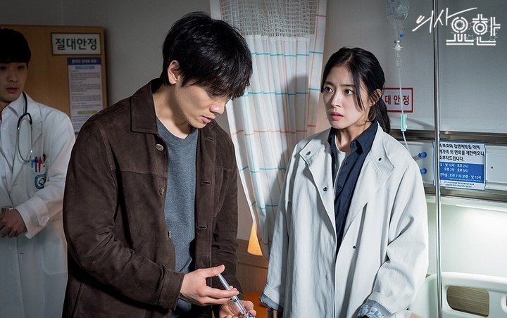 Episode Perdana Doctor John Ji Sung dan Lee Se Young Banjir Komentar Frustrasi Episode Perdana Doctor John Ji Sung dan Lee Se Young Banjir Komentar Frustrasi