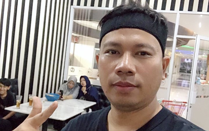 Vicky Prasetyo Diperiksa Atas Laporan Angel Lelga, Sosok Polisi Ganteng Justru Curi Perhatian