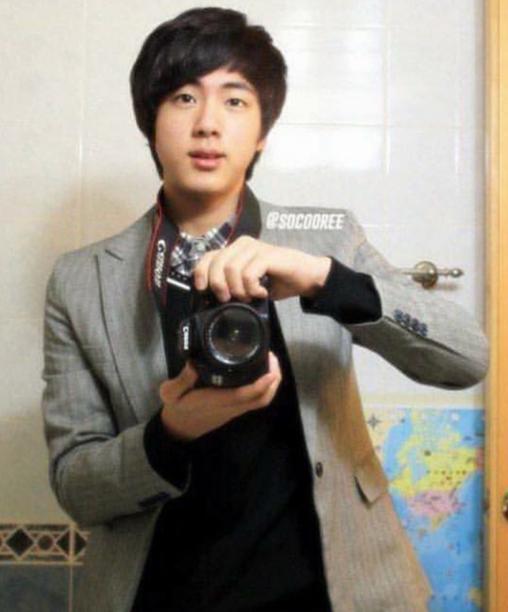 Jin BTS Pernah Jadi Model Sebelum Debut 2