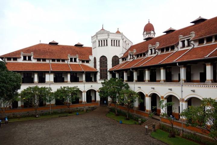 Wajib Banget Ke Lawang Sewu Yang Kisahnya Sudah Difilmkan