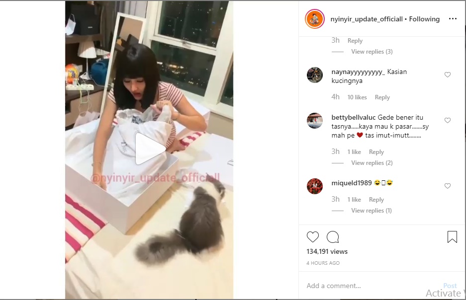 Lucinta Luna Unboxing Kado Mewah Dari Pacar, Teriak Kegirangan Sampai Bikin Kucing Ikut Kaget