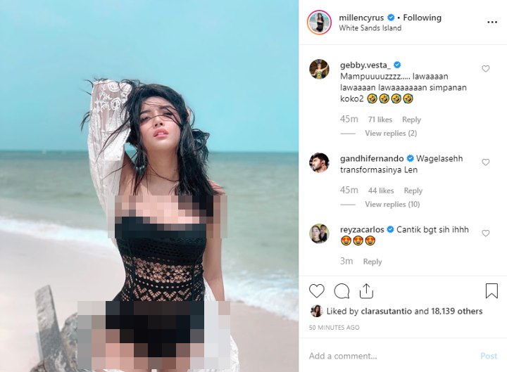 Foto Seksi Millendaru di Pantai