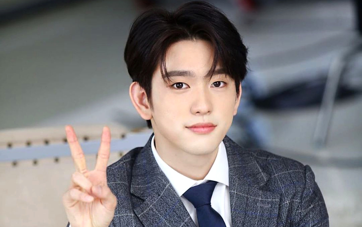 Netter Tertawakan Hasil Editan JYP Ent yang Bikin 'Rusak' Wajah Jinyoung GOT7