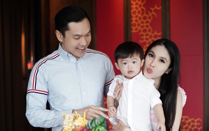 Sandra Dewi Ultah Bareng Suami di Resto Mewah, Sikap Kalem Saat Pengasuh Nambah Sup Mahal Disorot