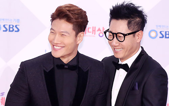 Gaya Rambut Baru Ji Suk Jin Bikin Fans Jantungan, Kim Jong Kook Pun Dukung