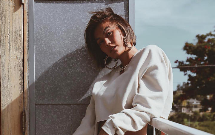 Agnes Monica 'Liar' Bikin Ngilu, Ketiak Mulus-Perut 