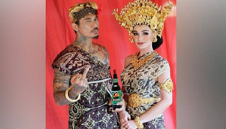 Meme Foto Nikah Jerinx SID dan Nora Alexandra