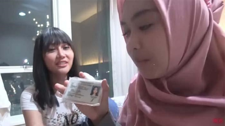 Ria Ricis Pamer KTP Lucinta Luna