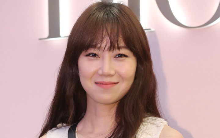 Gong Hyo Jin Dikritik Lantaran Jual Aksesoris Jelek Berharga Mahal