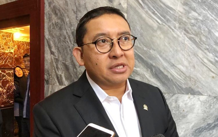 Wakil Ketua DPR Fadli Zon Rupanya Pakai Pin Emas KW Seharga Rp 200 Ribu