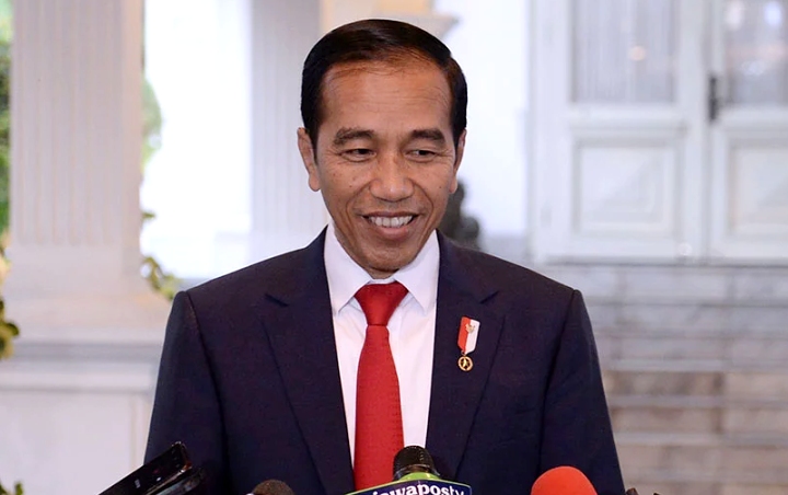 Jokowi 'Kode' Umumkan Kabinet September Mendatang, Isyaratkan Reshuffle?