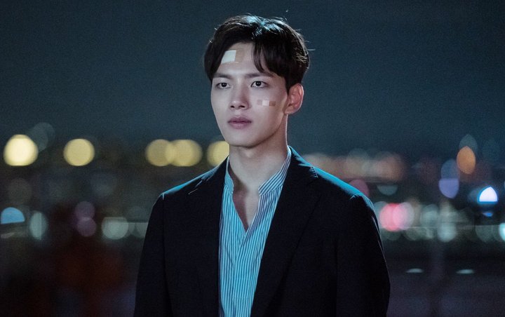 Akting Nangis Yeo Jin Goo Saat Ditinggal IU di 'Hotel Del Luna' Bikin Merinding