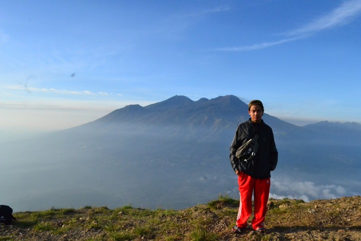Medan di Gunung Penanggungan di Mojokerto Juga Cukup Ramah untuk Pendaki Pemula