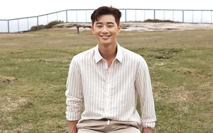 Park Seo Joon Bikin Pangling Potong Rambut Nyaris Gundul 