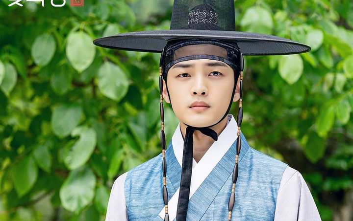 Kim Min Jae Antusias Ceritakan Karakternya di 'Flower Crew: Joseon Marriage Agency'