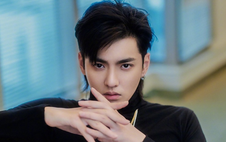 Kris Wu Dilaporkan Pacari Wanita Misterius, Ternyata Mahasiswi Cantik Ini