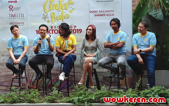 Dodit Mulyanto Ungkap Alasan Main Film 'Cinta Itu Buta' Hingga Adegan Cium Kening Shandy Aulia