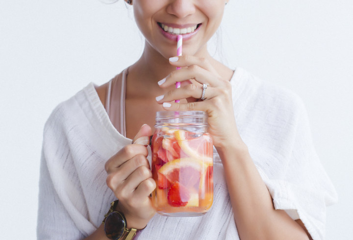 Infused Water Dapat Menghidrasi Tubuh sebagai Pengganti Air Putih