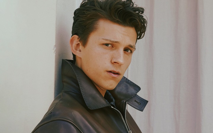 Tom Holland Akui Ogah Berkumis Gara-Gara Wajahnya Jadi Mirip Buronan