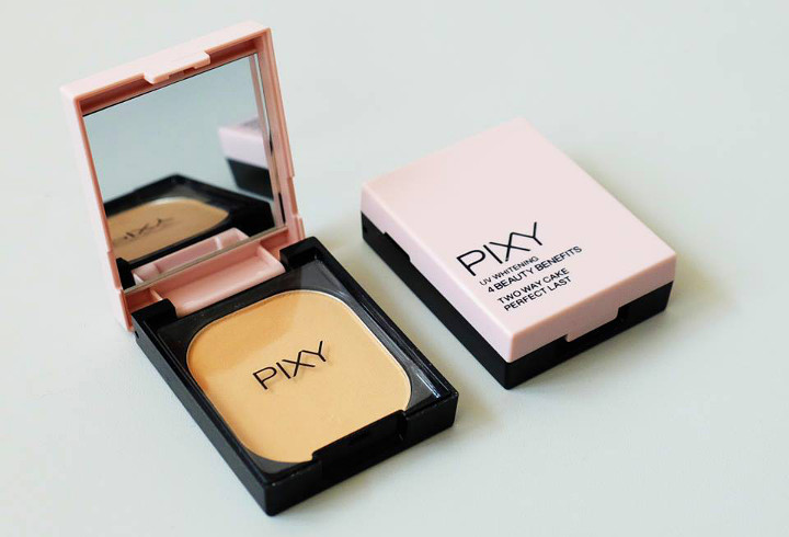 Pixy 4 Benefits Two Way Cake Perfect Last, Bedak yang Bisa Membuat Kulit Tampak Lebih Cerah