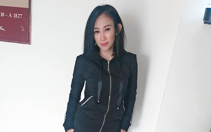 Asyik Main TikTok, Dewi Sanca 'Si Bumil Langsing' Diledek Dilalerin Gara-gara Stiker Ini
