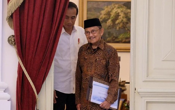 Presiden ke-3 RI BJ Habibie Tutup Usia