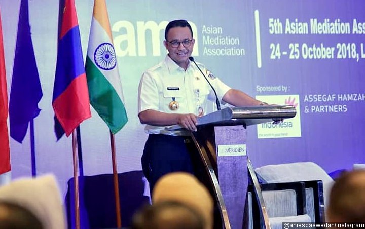 Anies Baswedan Tetap Lanjutkan Pemotongan Kabel Optik Meski Diprotes