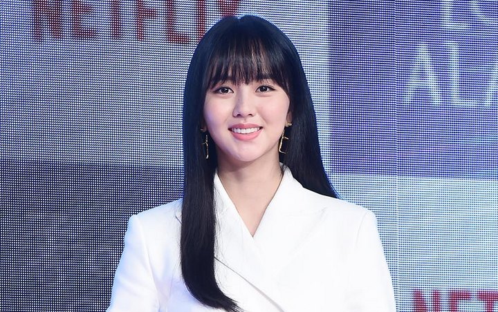 Kim So Hyun Tanggapi Kemarahan Penonton 'Love Alarm' Yang Ingin Season 2