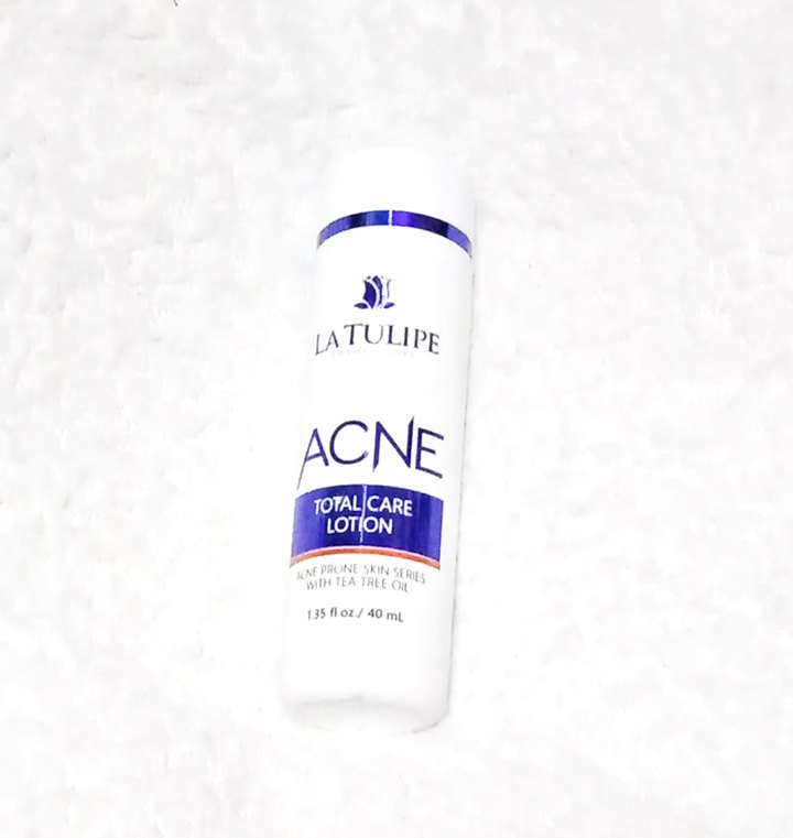 Basmi Noda Hitam Bekas Jerawat dengan La Tulipe Acne Total Care Lotion