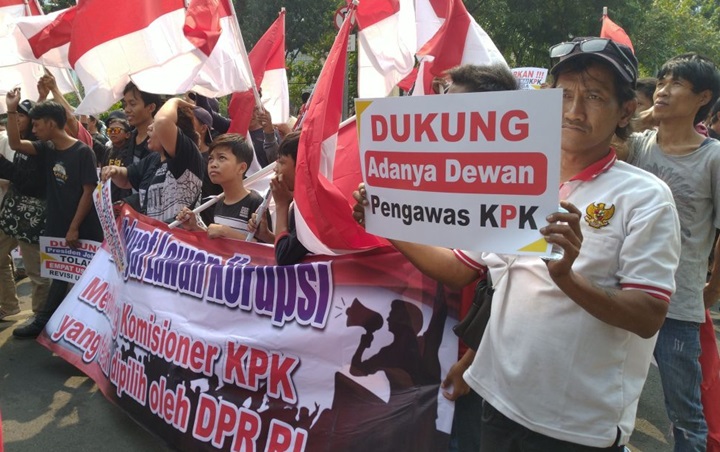 Demonstran Ngaku Diongkosi Demi Suarakan Dukungan Untuk Revisi UU KPK