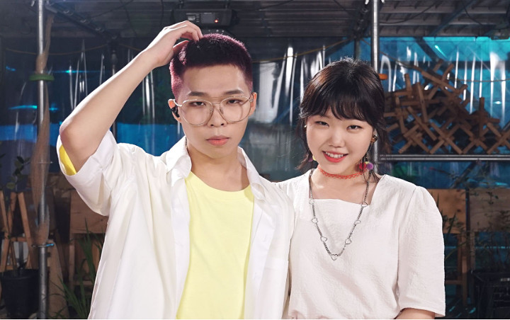 AKMU Goda Fans Usai Rilis Poster Title Track 'How Can I Love The Heartbreak, You're The One I Love'